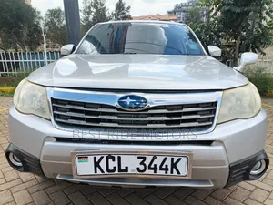Subaru Forester 2010 Silver