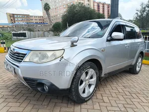 Subaru Forester 2010 Silver