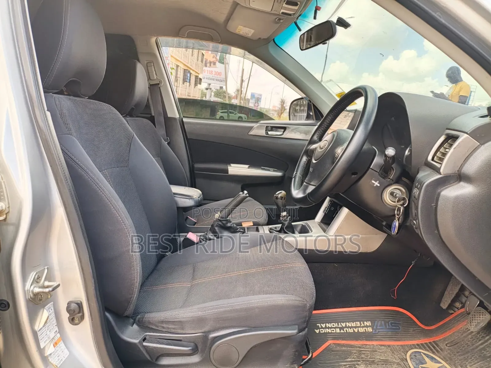 Subaru Forester 2010 Silver