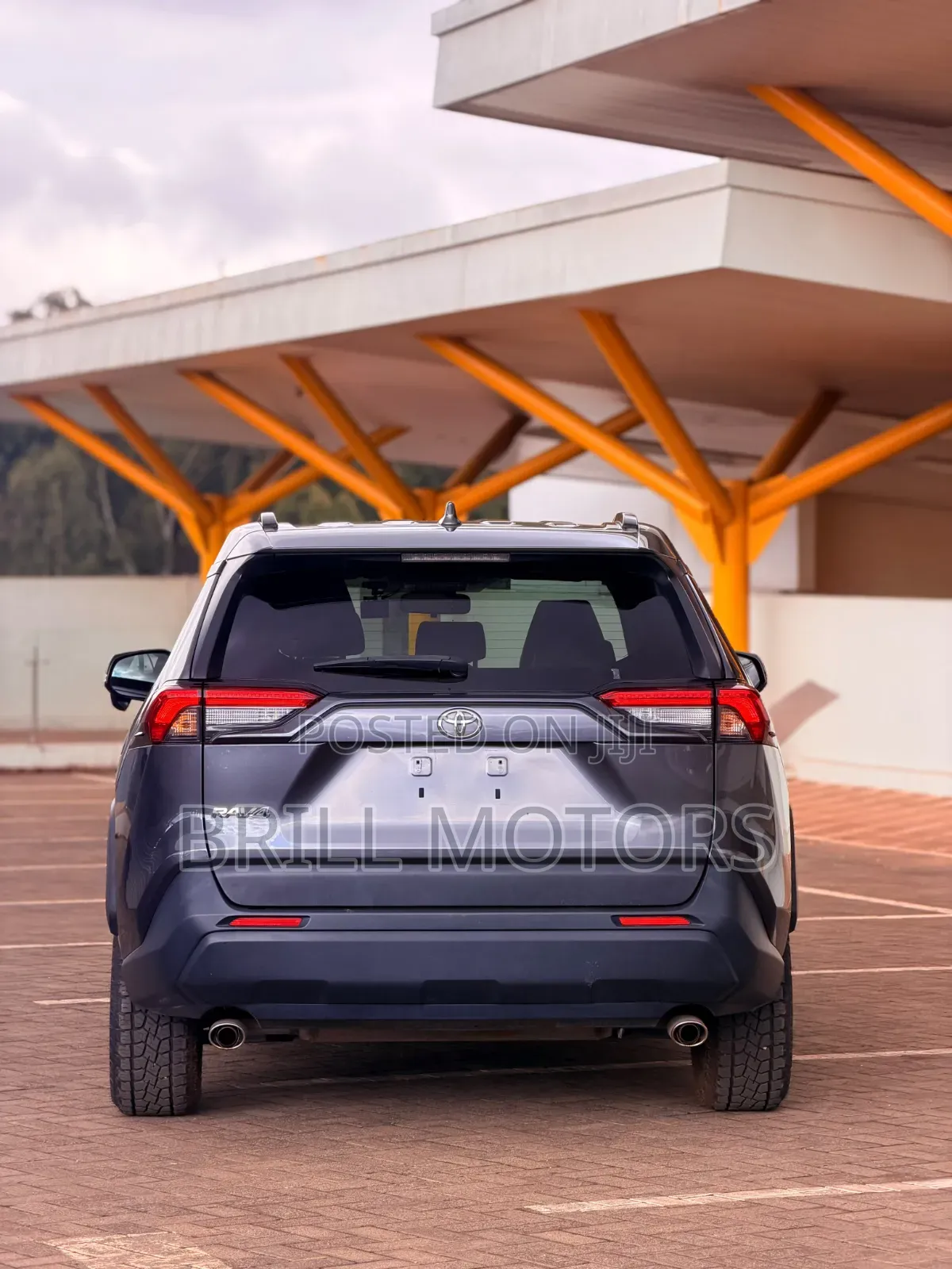 Toyota RAV4 2019 Gray