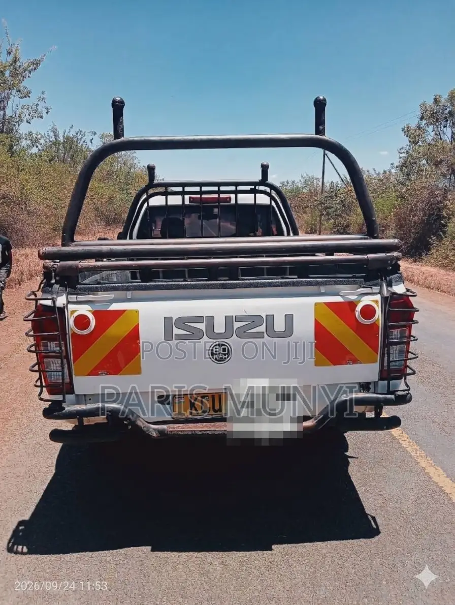 Isuzu D-MAX 2019 White