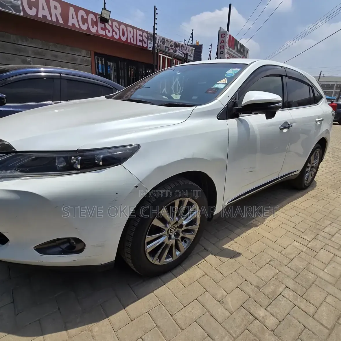 Toyota Harrier 2.0 2014 White