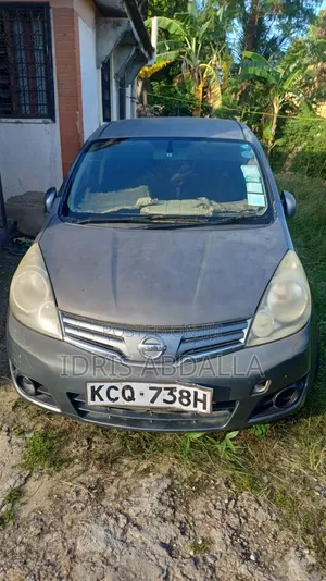 Nissan Note 1.6 Petrol 2011 Gray