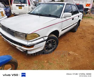 Toyota Corolla Sedan 1994 White