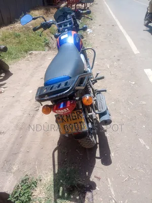 Bajaj Boxer 150 UG 2025 Blue