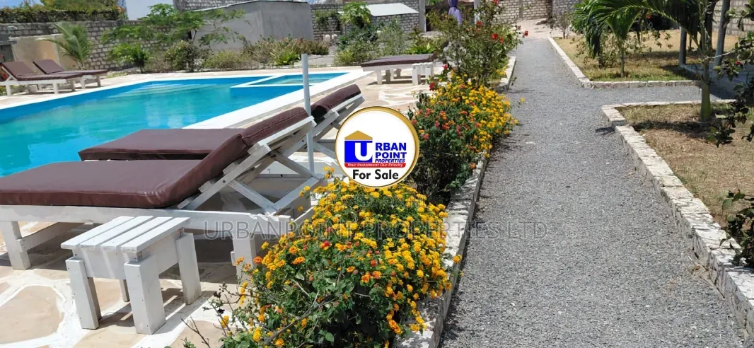 6bdrm Villa in Watamu for sale