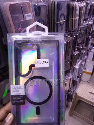 MagSafe Transparent Case Tailored for Samsung Galaxy S24 Ultra -Black