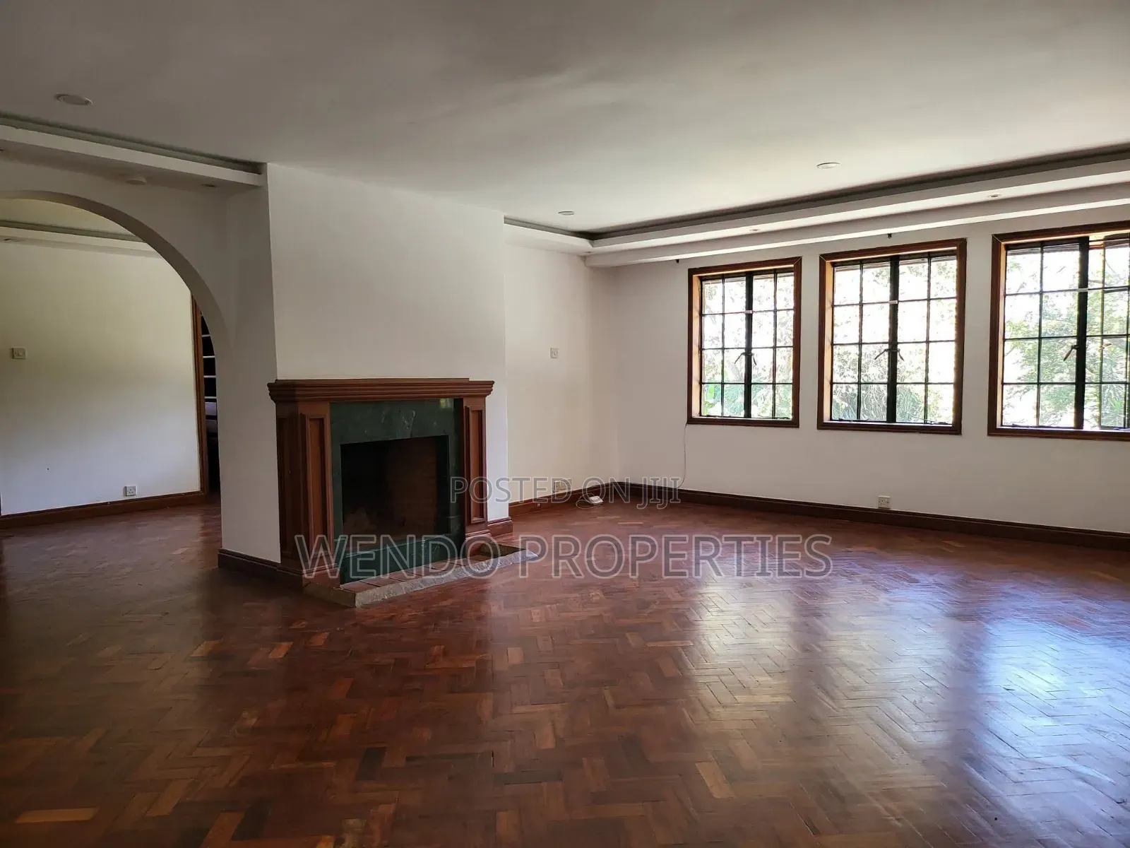 5bdrm Villa in Runda for rent