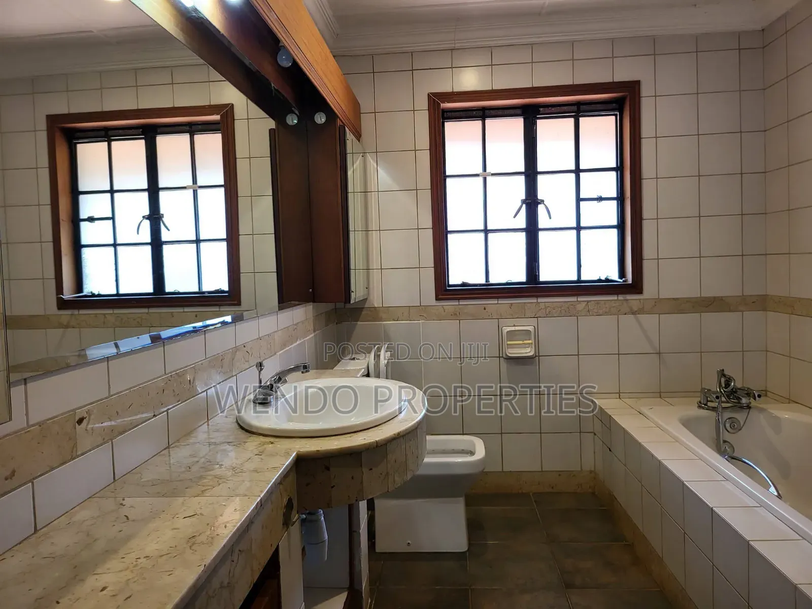 5bdrm Villa in Runda for rent