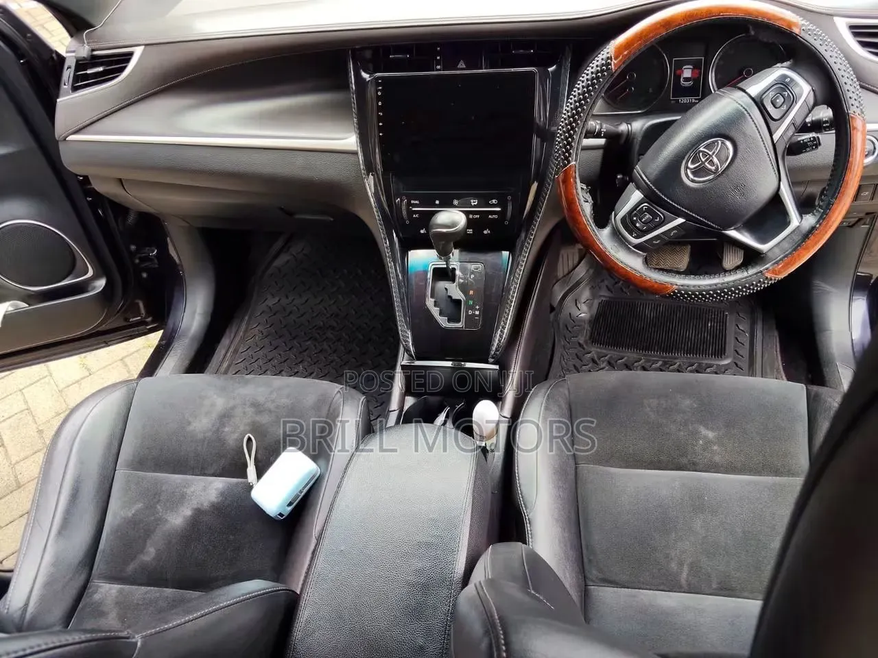 Toyota Harrier 2015 Black