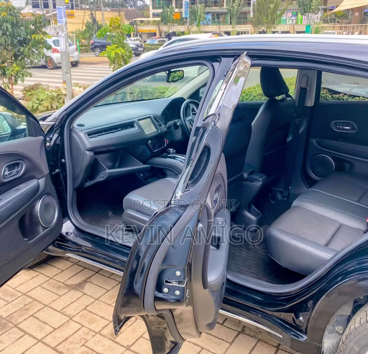 Honda Vezel 1.5 Hybrid 2WD 2019 Black