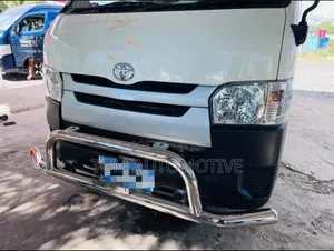 Hiace Chrome Bull Bar - Strong Durable