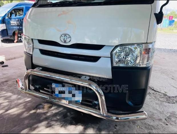 Hiace Chrome Bull Bar - Strong Durable - main view