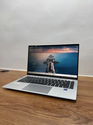 Laptop HP EliteBook 1040 G8 16GB Intel Core i7 SSD 512GB