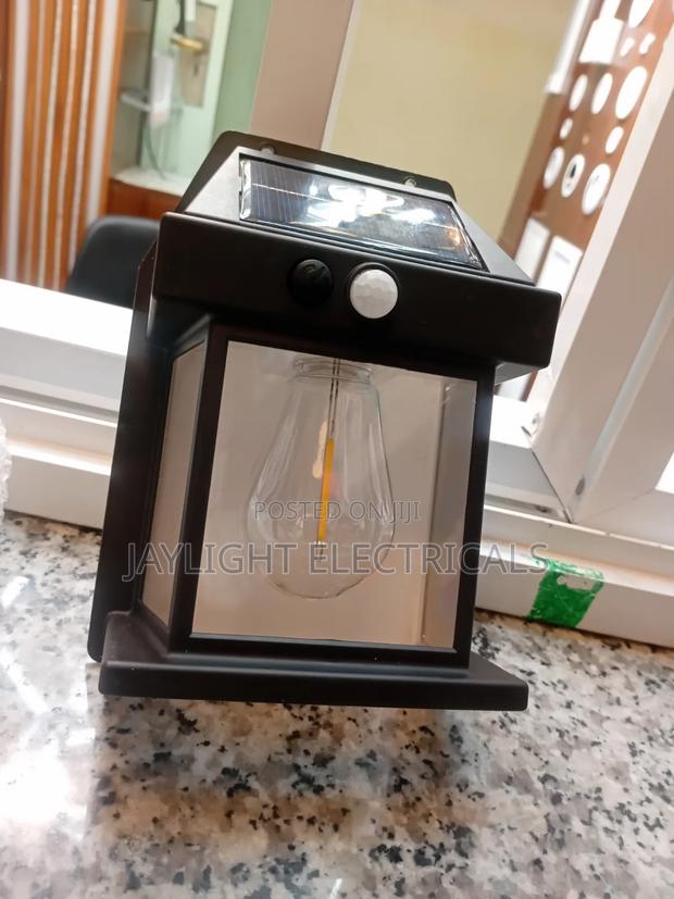 Waterproof Outdoor Wall Lamp Solar LED Garden Lamp