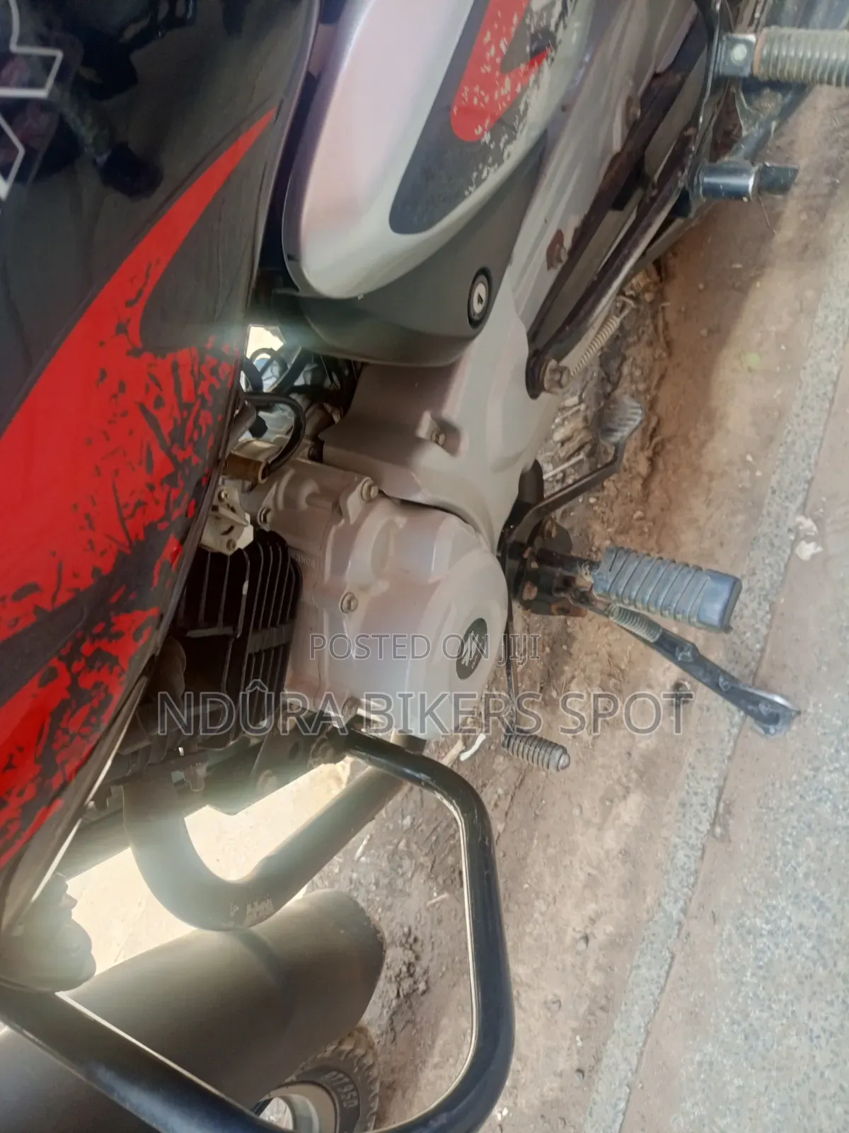 Bajaj Boxer 150 UG 2026 Black