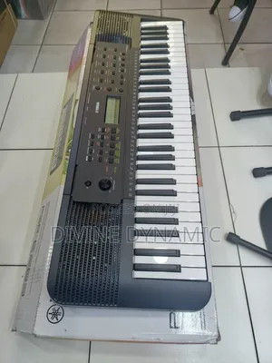 Yamaha Professional Keyboard 283