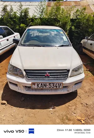 Mitsubishi Lancer 2004 White