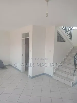 3bdrm Maisonette in Banque Estate, South B for sale