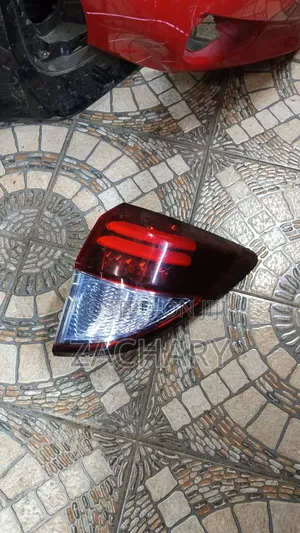 Honda Vezel 2p17 Boot Lamp