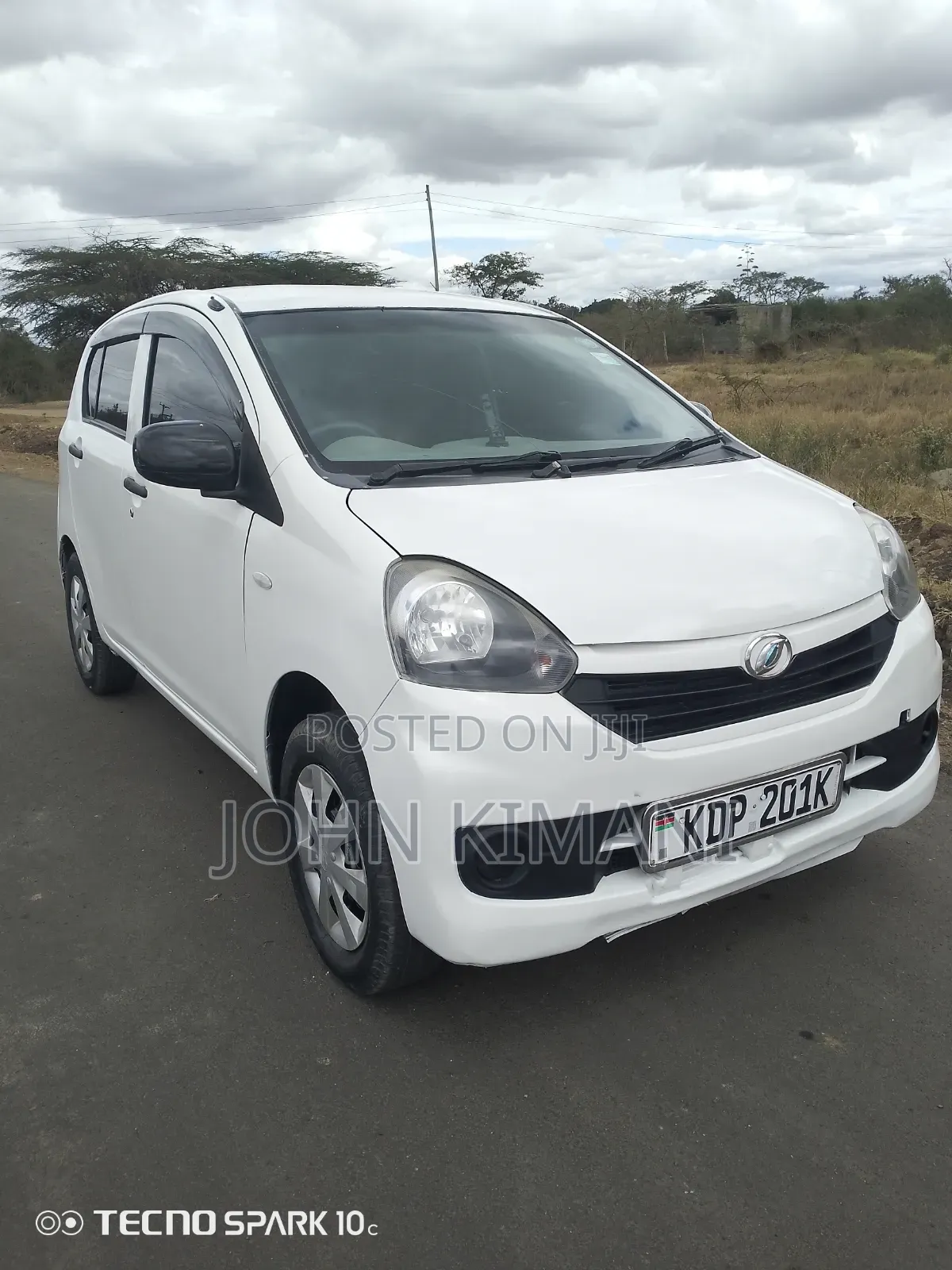 Daihatsu Mira 2016 White