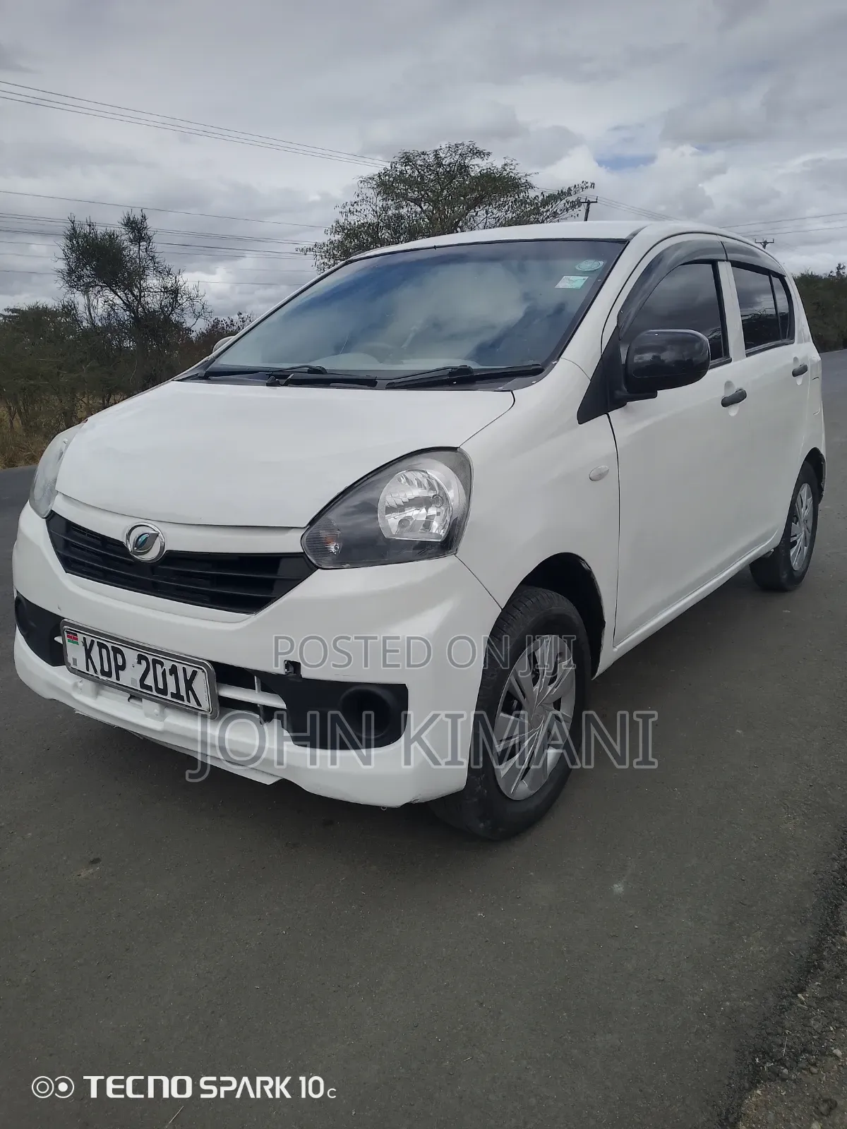 Daihatsu Mira 2016 White