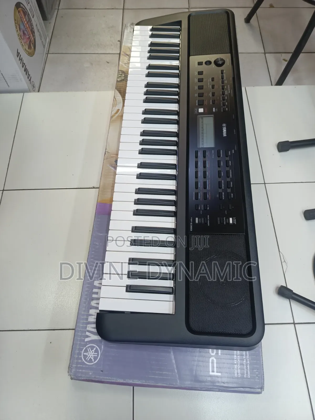 Yamaha PSR E383 Keyboard