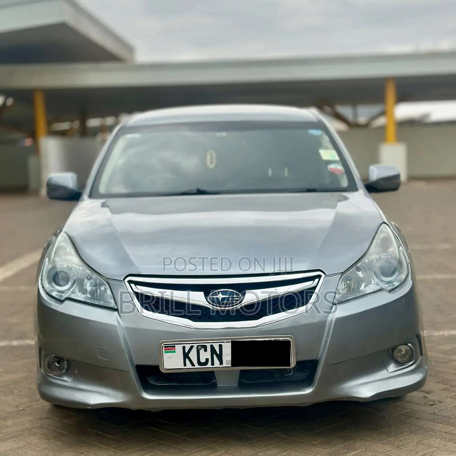Subaru Legacy 2010 Silver