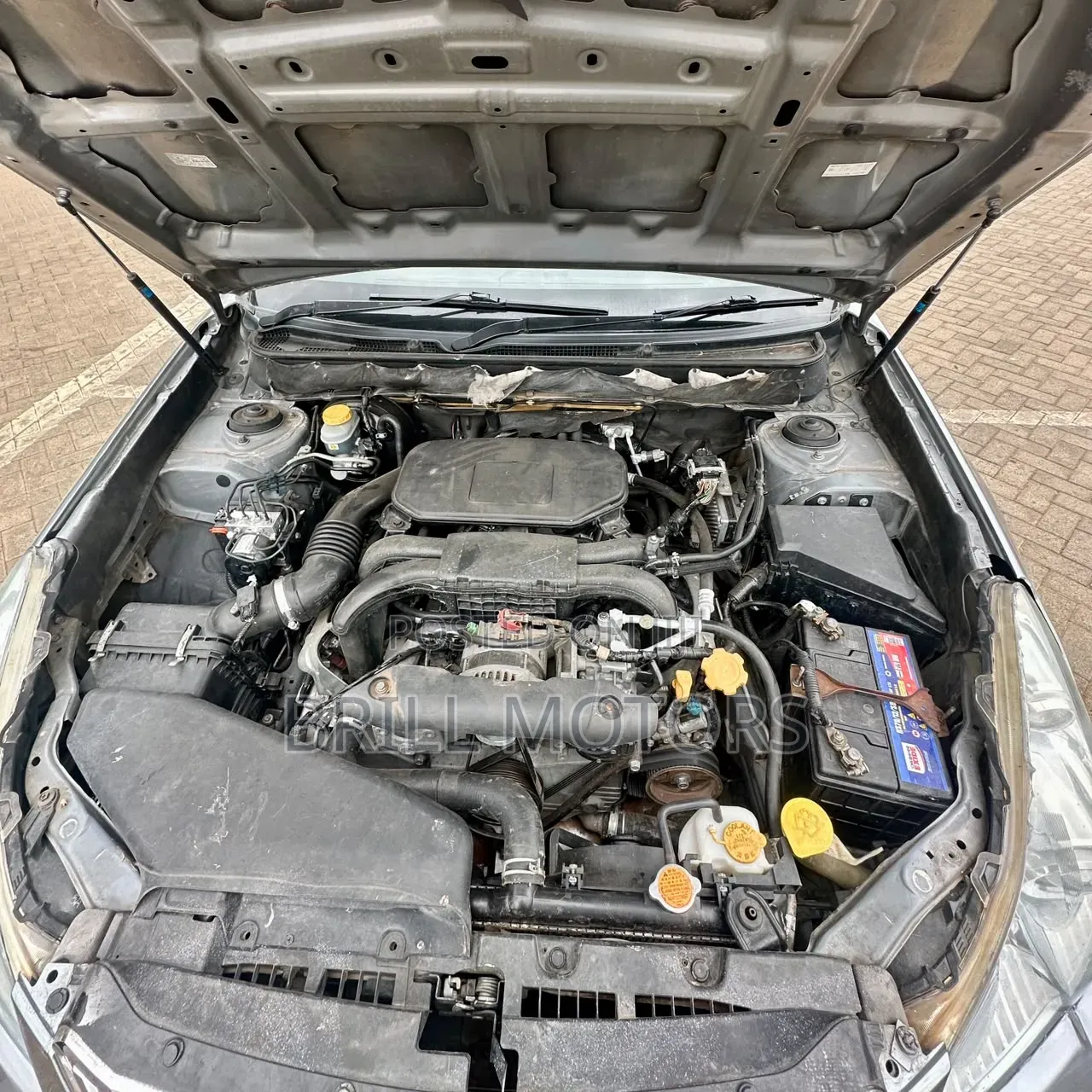 Subaru Legacy 2010 Silver