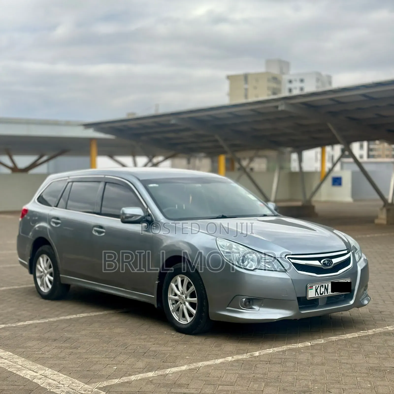 Subaru Legacy 2010 Silver