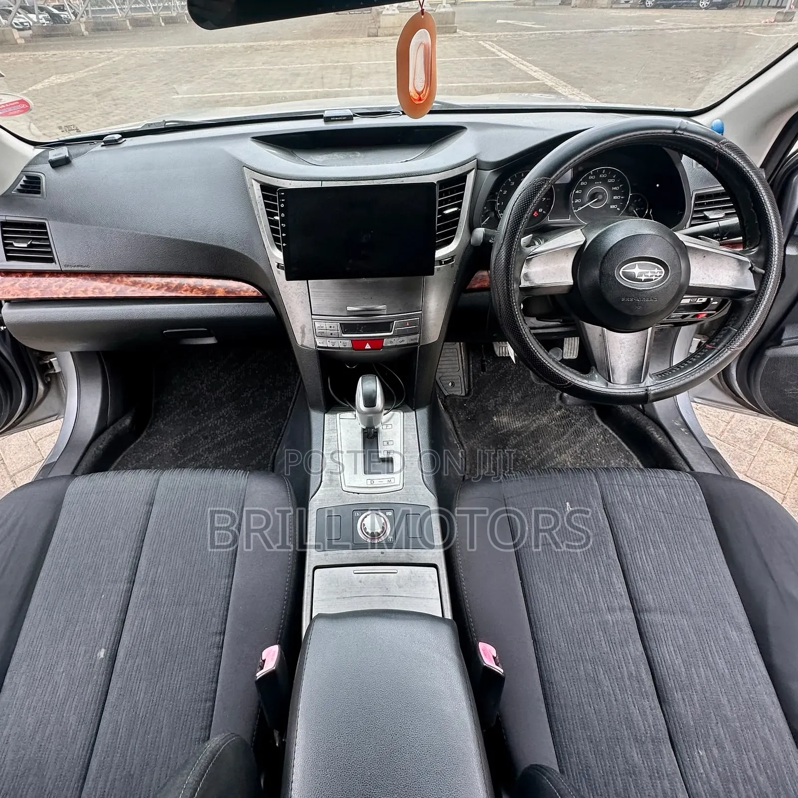 Subaru Legacy 2010 Silver