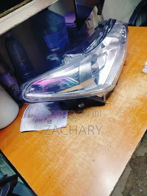 Fielder 165 Headlight Non Xenon Part No. K