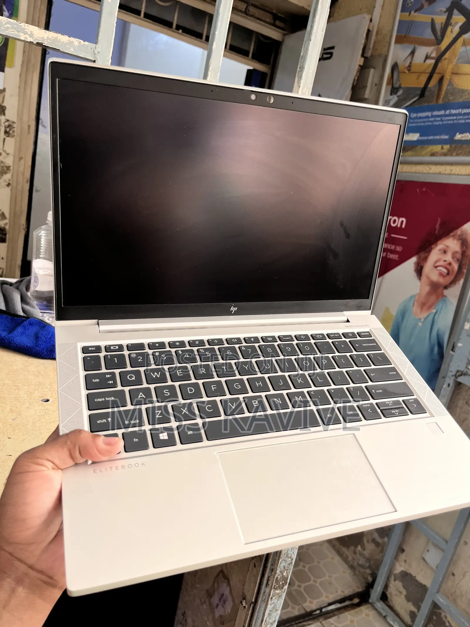Laptop HP EliteBook 830 G8 16GB Intel Core i7 SSD 512GB