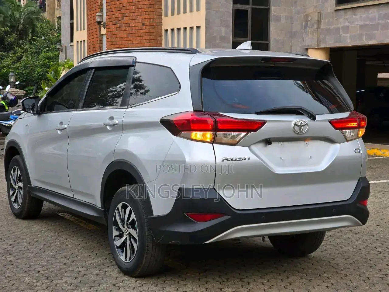 Toyota Rush 1.5 AWD 2019 Silver