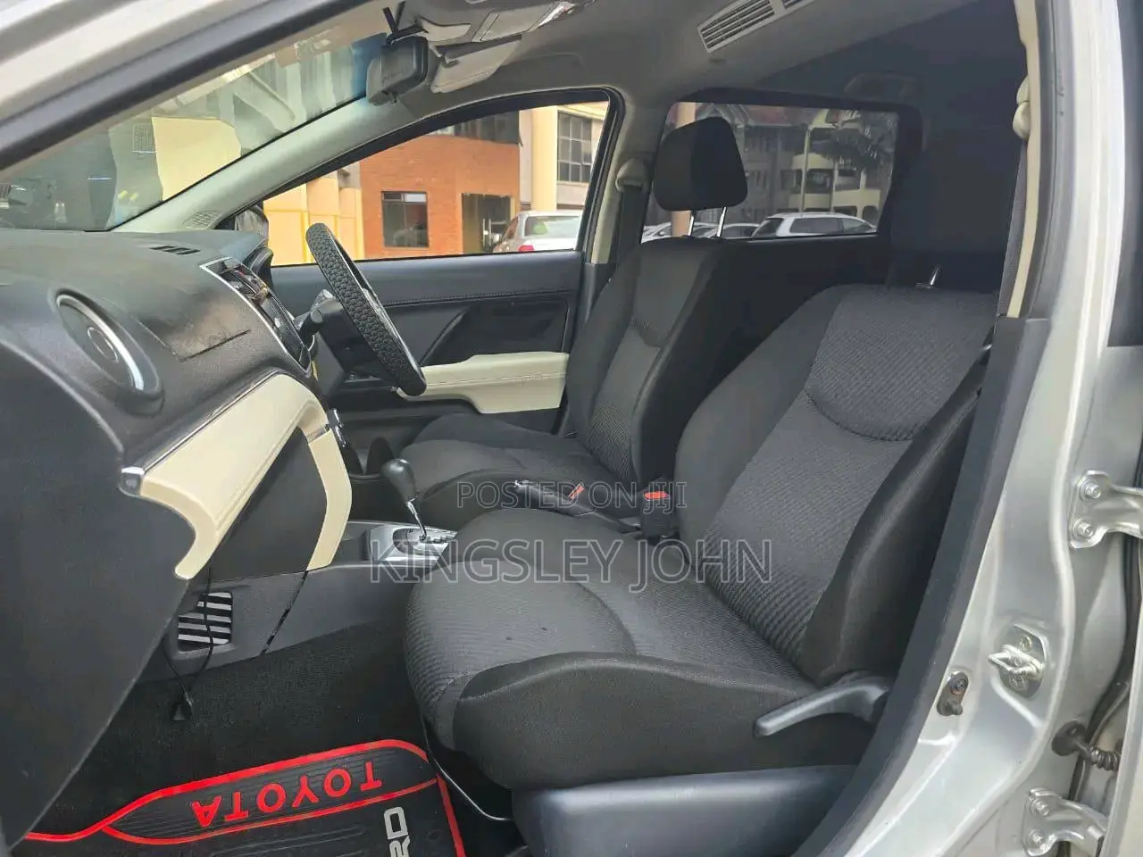 Toyota Rush 1.5 AWD 2019 Silver