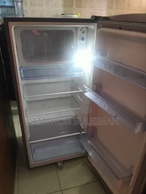 Fridge , It Has Energy Saving Inbuilt Gadget , Make Is Bruhm,