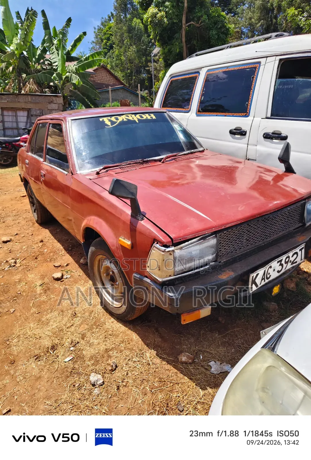 Toyota Corolla 1300 Custom DX 1983 Brown