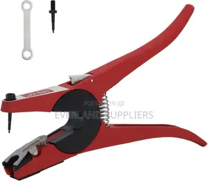 Ergonomic Tagging Applicator Tool