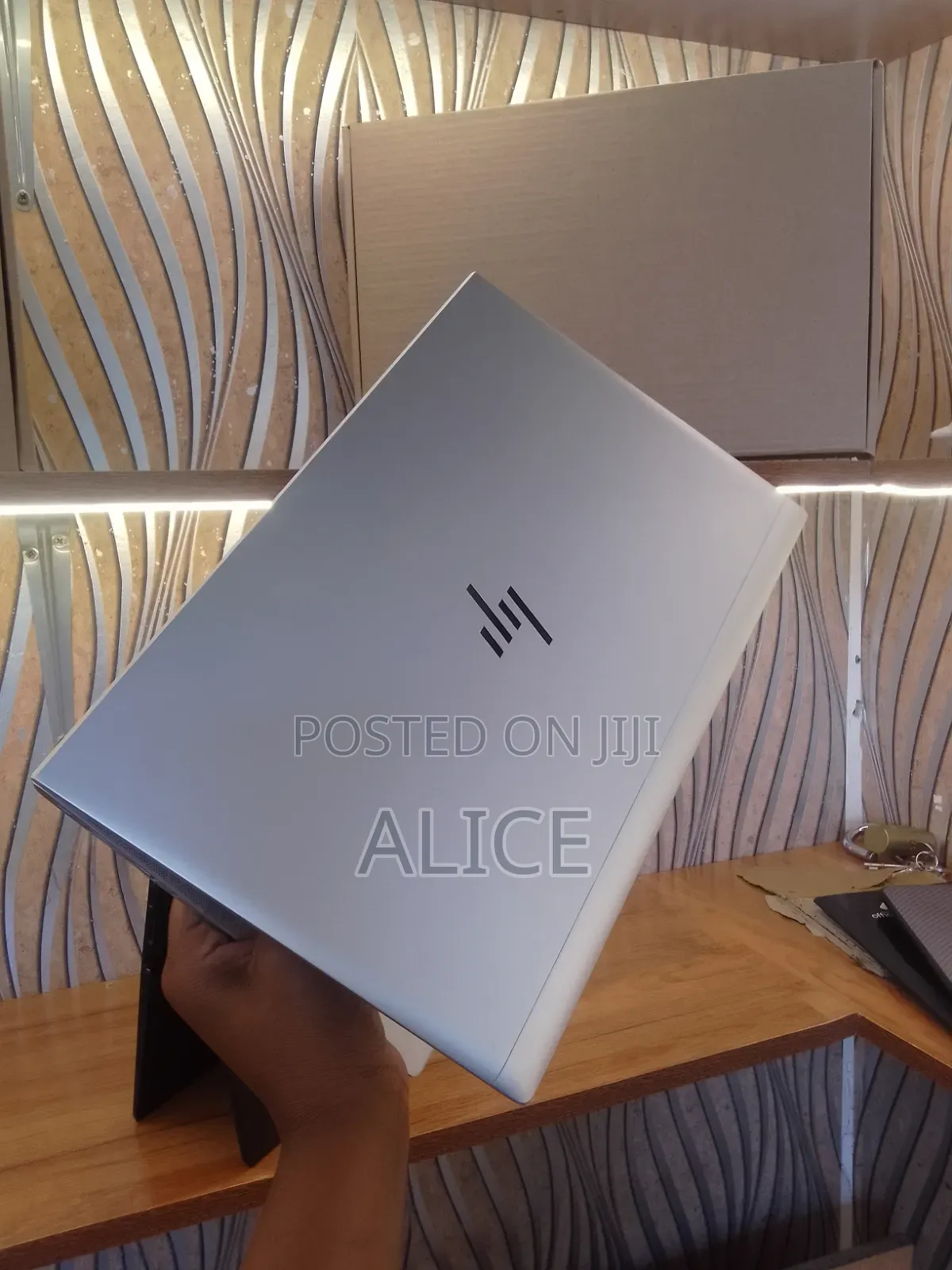 New Laptop HP EliteBook 845 G8 8GB AMD Ryzen 5 SSD 256GB