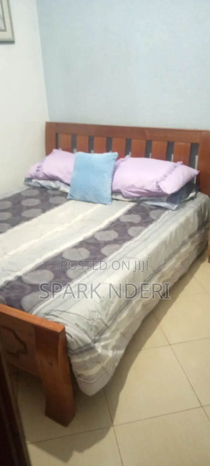 Mahogany Bed 5*6