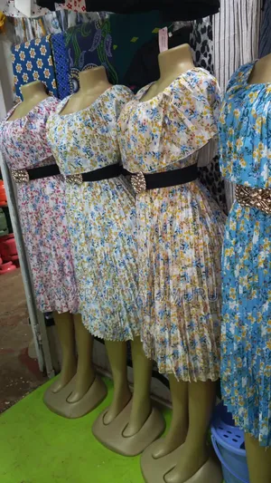 Mid Short Dress With Folds