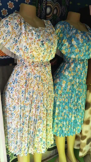 Mid Short Dress With Folds