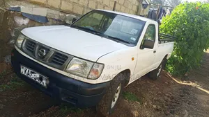 Nissan Hardbody 2005 White