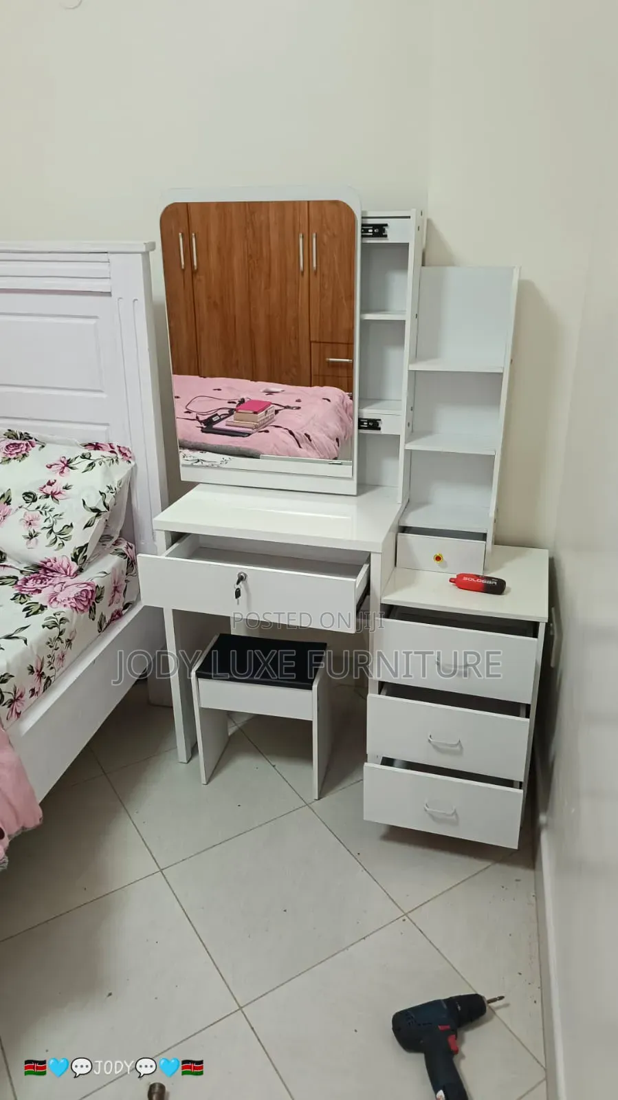 Dressing Table;With Mirror, Drawer,shelves and Seat