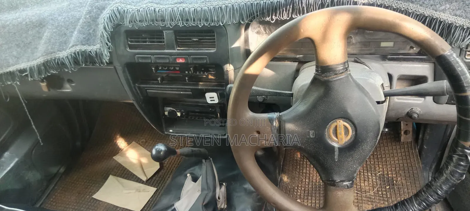 Nissan Hardbody 2005 White