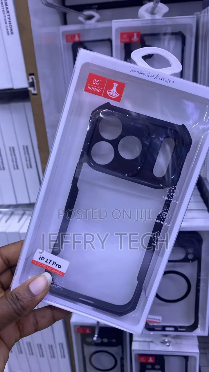 Black Xundd Shockproof Protective Case Designed for the iPhone 17 Pro