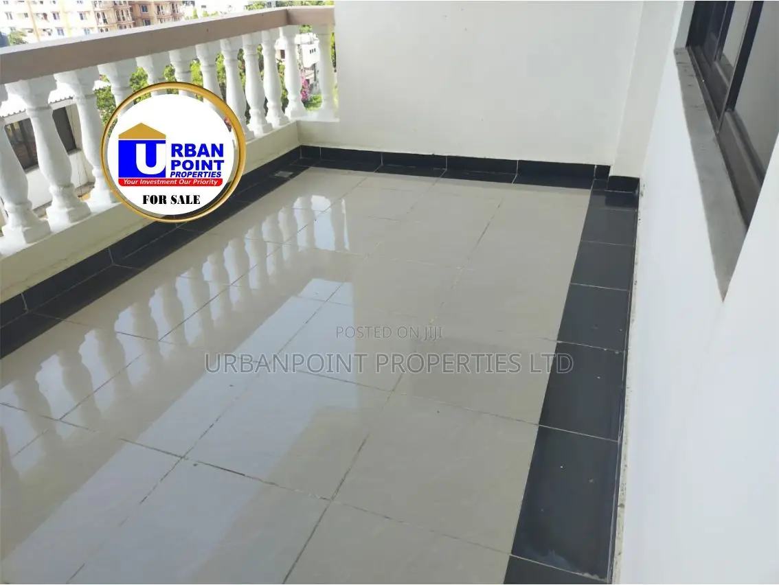 3bdrm Apartment in Kizingo for sale