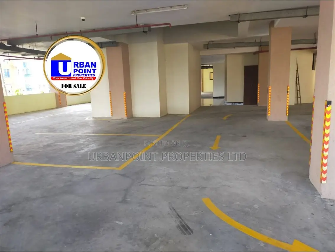 3bdrm Apartment in Kizingo for sale