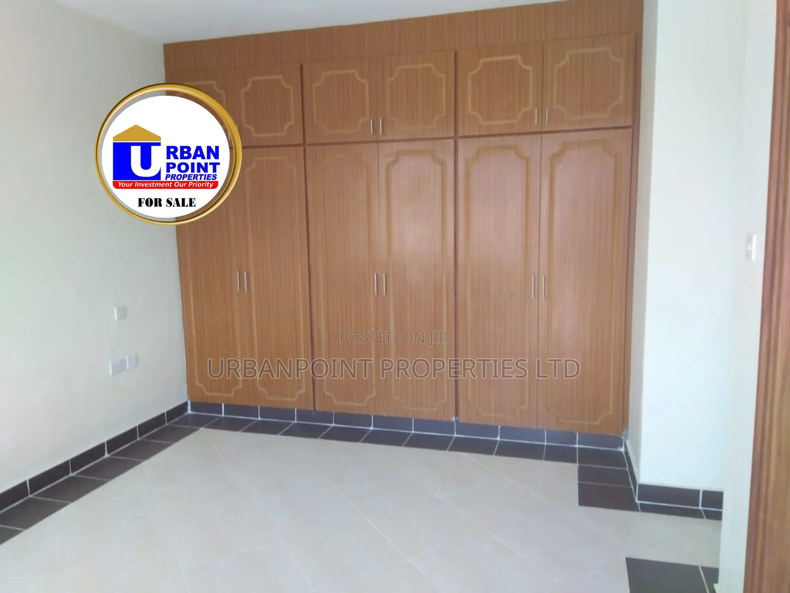 3bdrm Apartment in Kizingo for sale