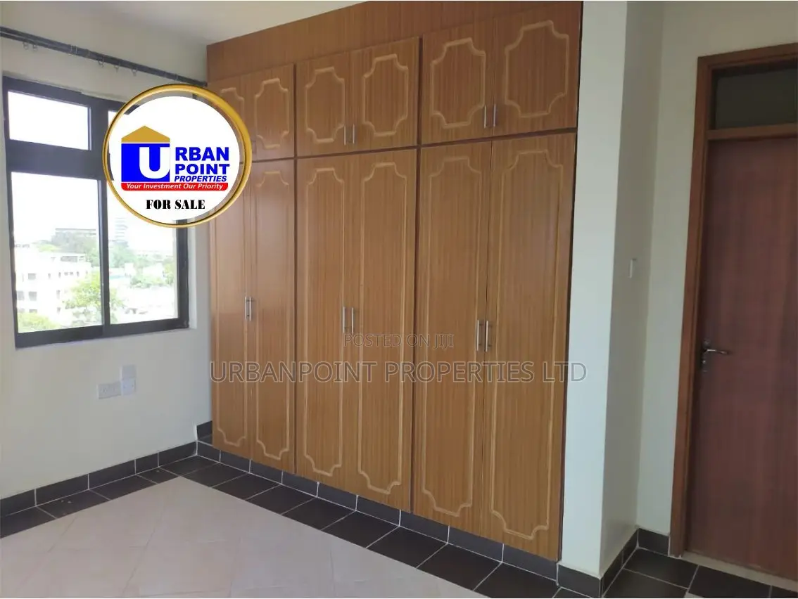3bdrm Apartment in Kizingo for sale